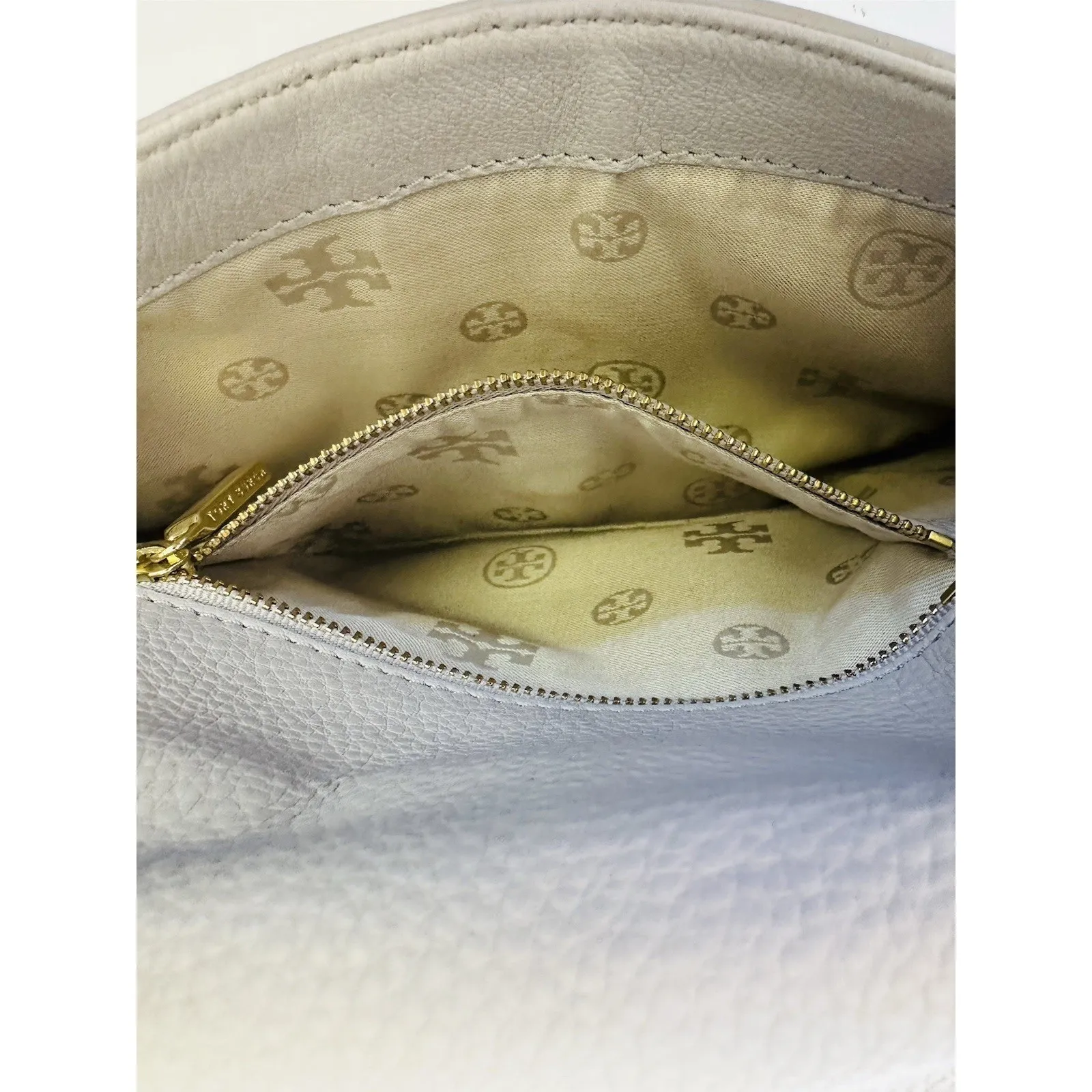 Tory Burch Amanda Logo Gray Crossbody Clutch Gold Chain Flap Magnetic‎ Closure - Image 12
