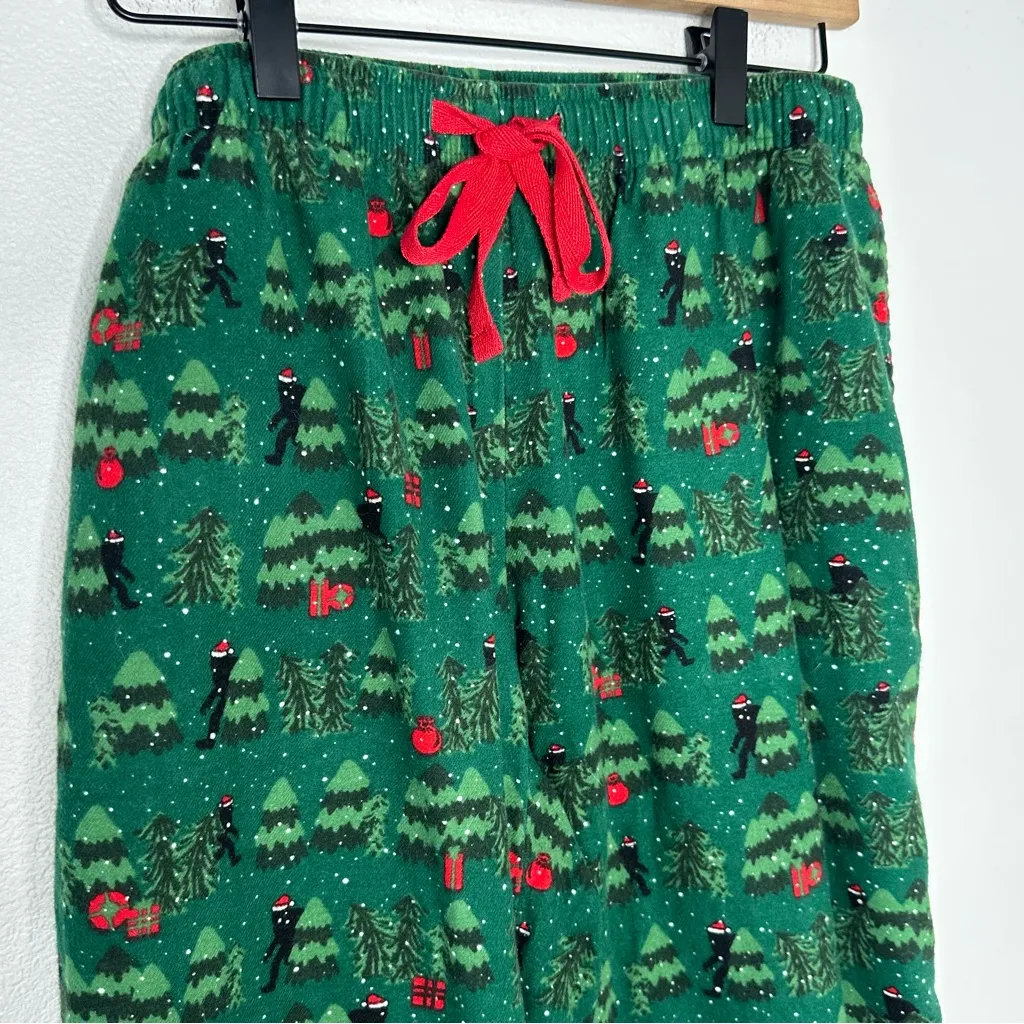Natural Reflections 100% Cotton Flannel Pajama Pants M Big Foot Yeti Sasquatch - Image 4