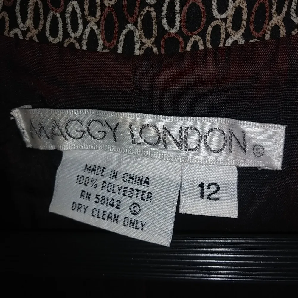 Maggy London 12 Tie Back Maxi Button Down Shirt Dress in Brown Black White - Image 6