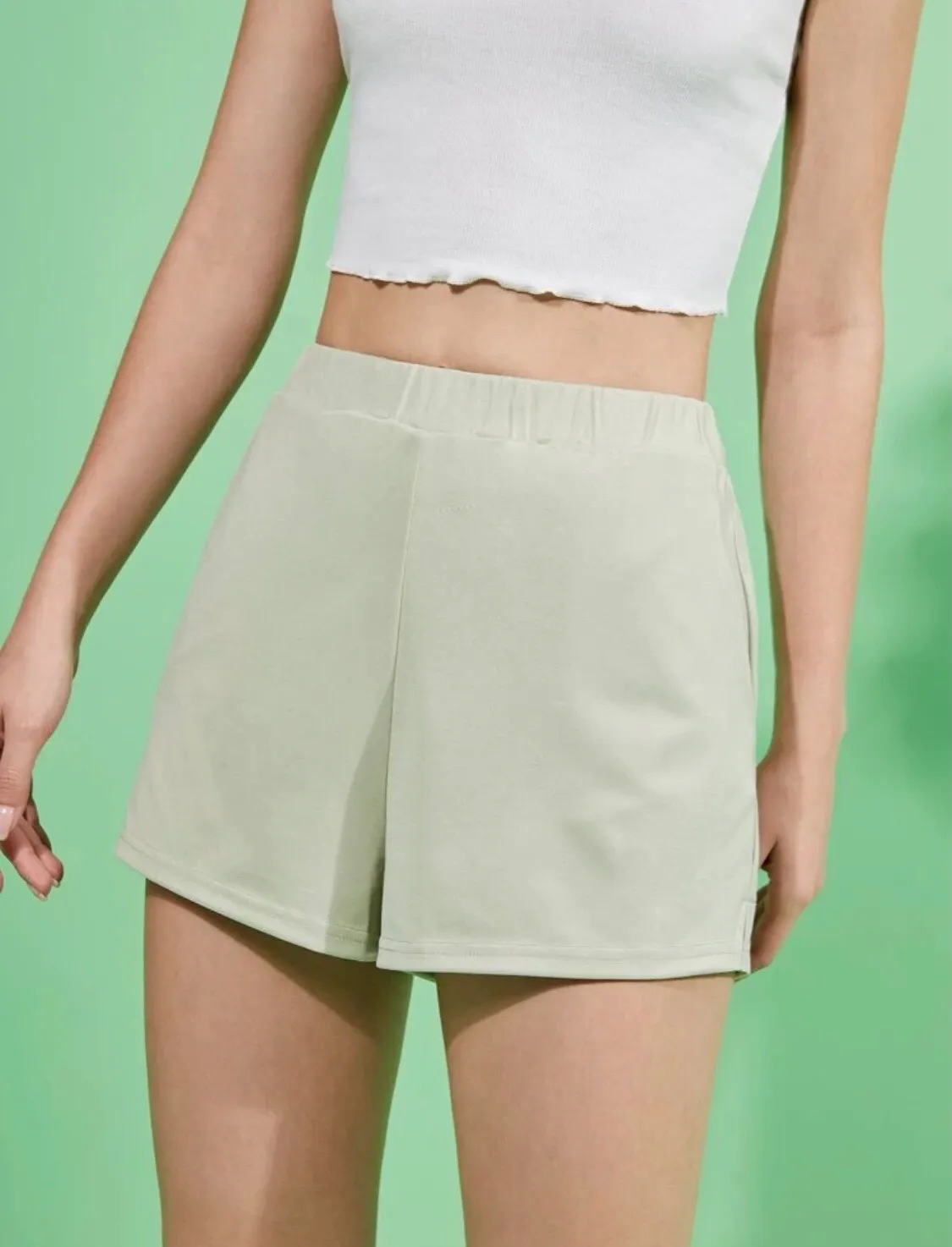 NEW Sz M Light Green Pull On Shorts Fabulous Material! Casual, Dress, Or Athletic - Image 3