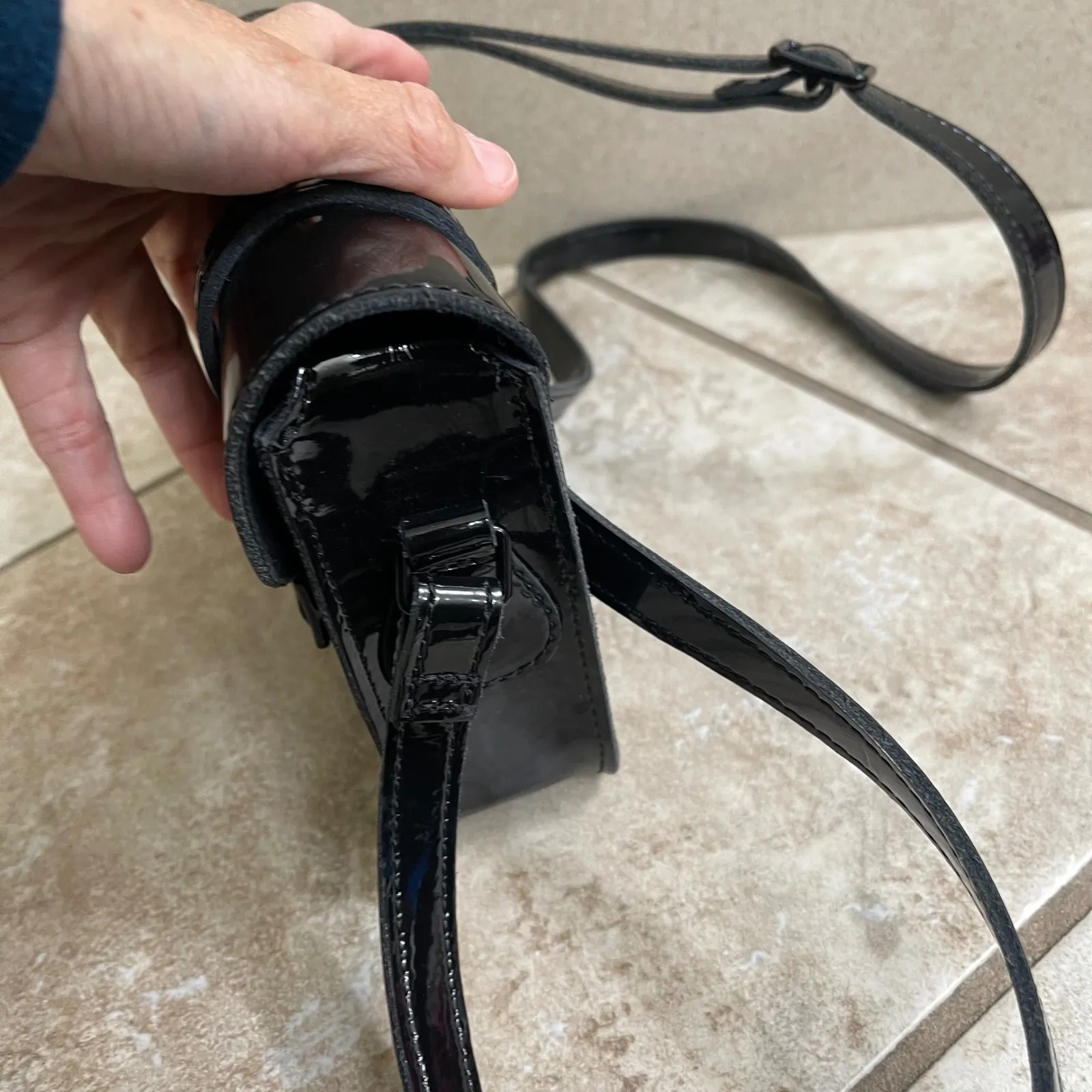 Dr Martens 7 inch Black Patent Leather Satchel Crossbody Bag EUC purse travel - Image 3