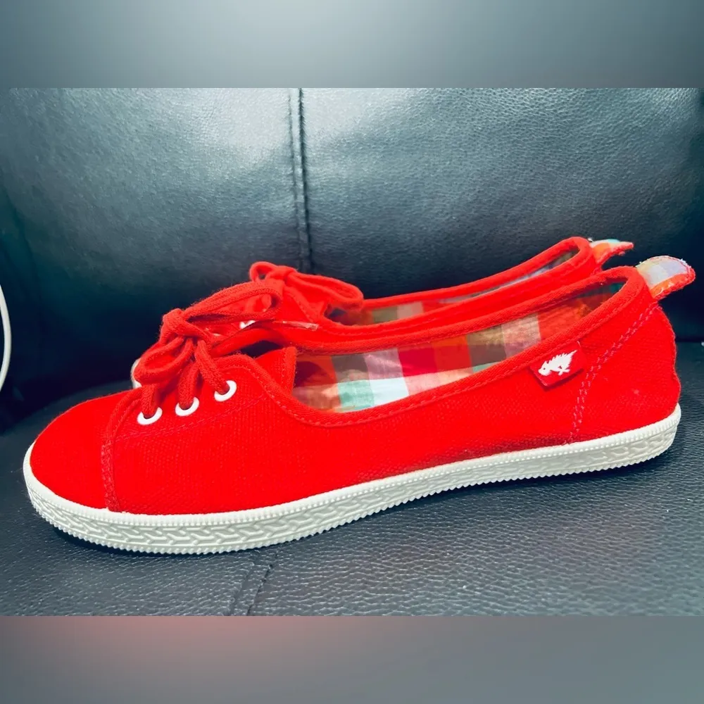 ROCKET DOG WOMENS FLATS SHOES IN RED preloved but like new condition. In size 8 - Image 7
