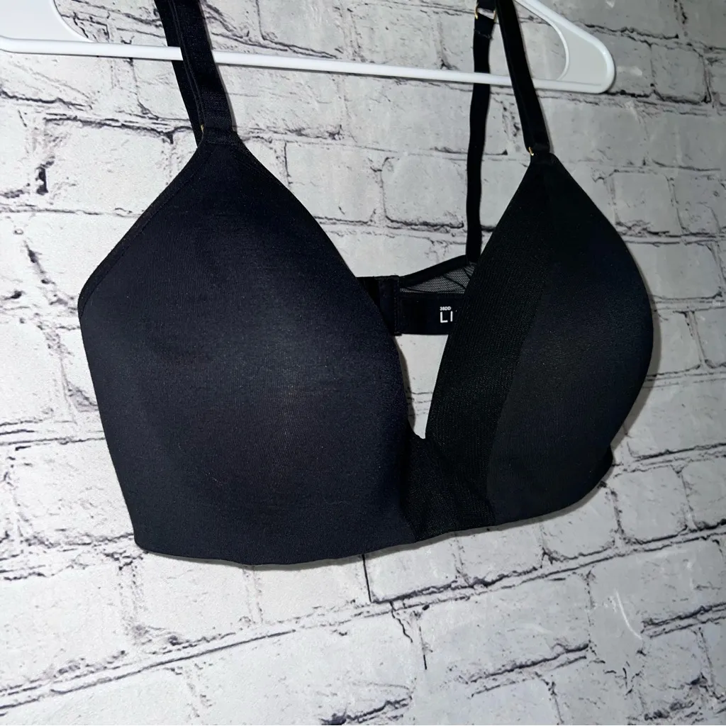 Lively All Day‎ Deep V Wireless Bra Size 38DD Black - Image 2