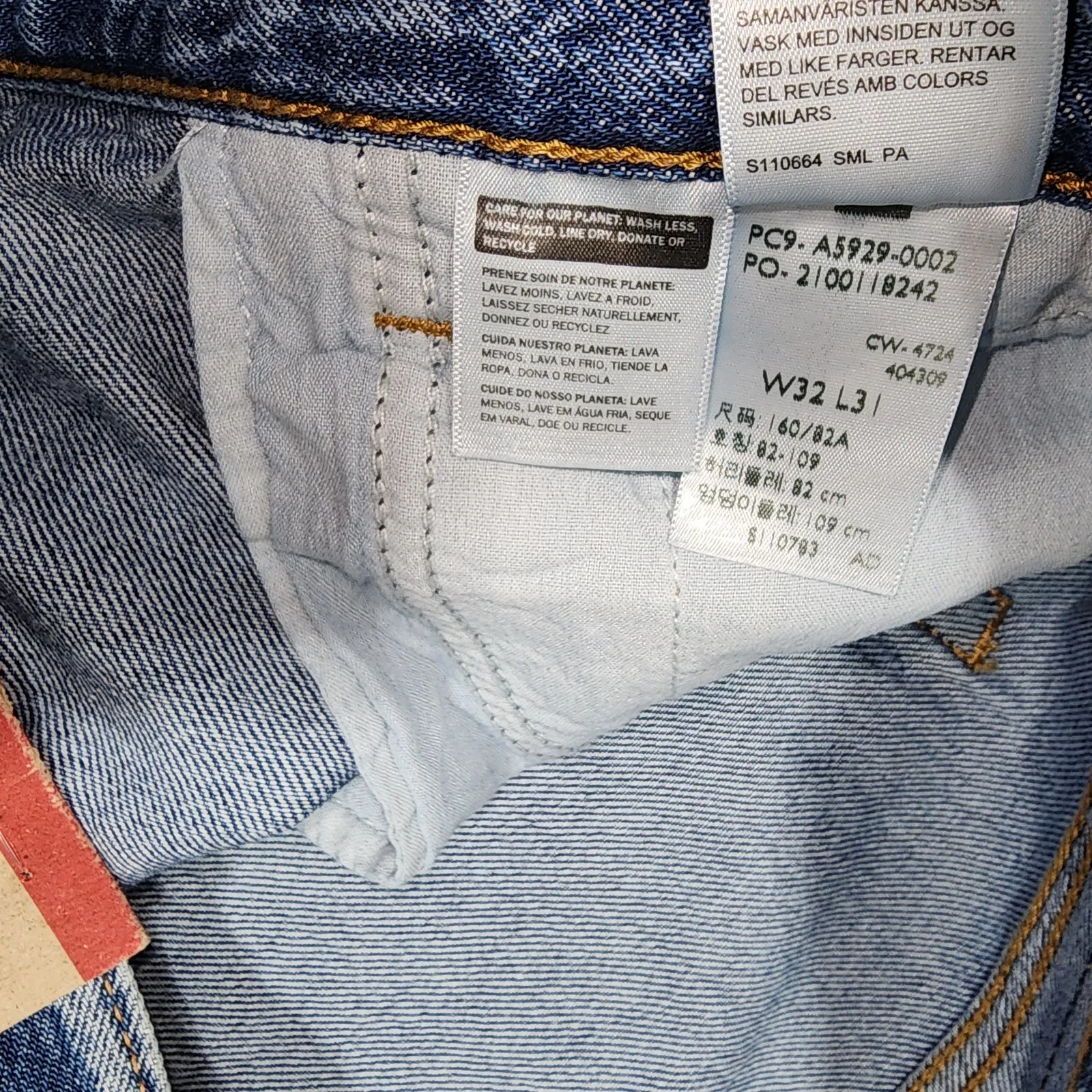 Levi's 94 baggy wide leg mid rise loose hips and thigh W32''x L31'' women's - Image 6