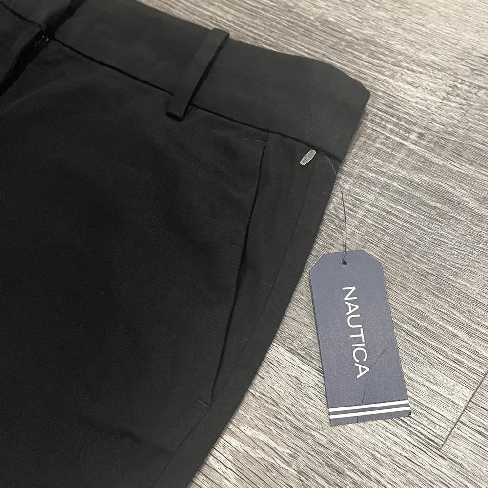 Nautica NWT Classic Black Women's Shorts - 2 - Image 4
