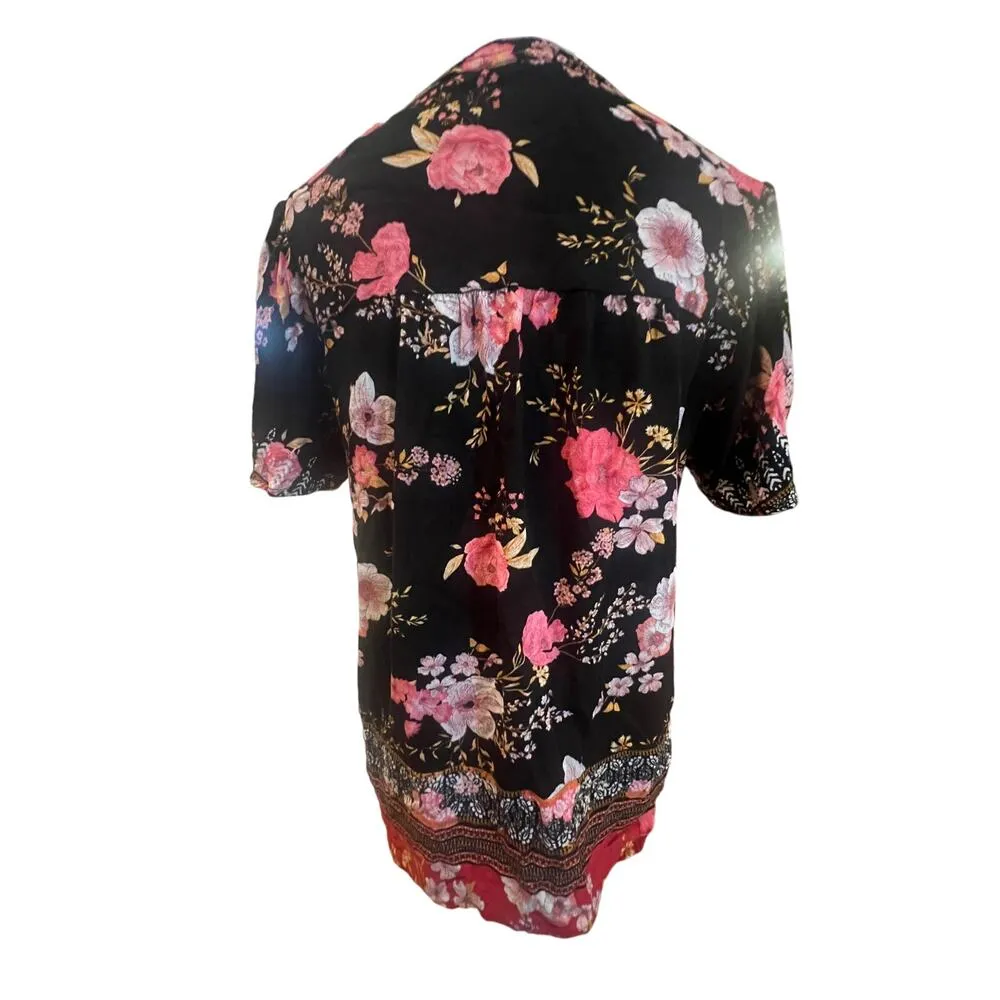 KNOX ROSE SHORT SLEEVE BUTTON UP BLACK WITH ROSE PATTERN WOMENS MEDIUM - Image 2
