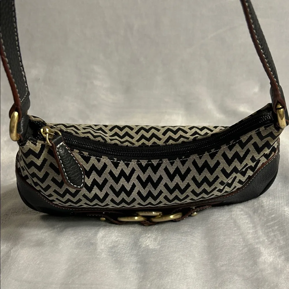 Wilson’s Leather Women's Bag - Image 7