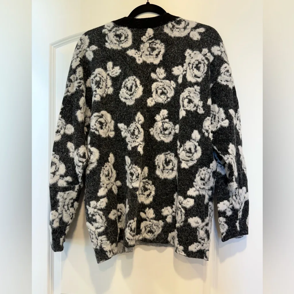 Future collective floral sweater Black Size XL - Image 3