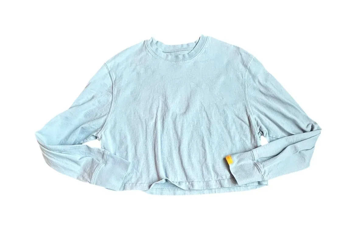 Yellow Label Light Blue Cropped Long Sleeve Sweatshirt Women's Size Medium - Image 1