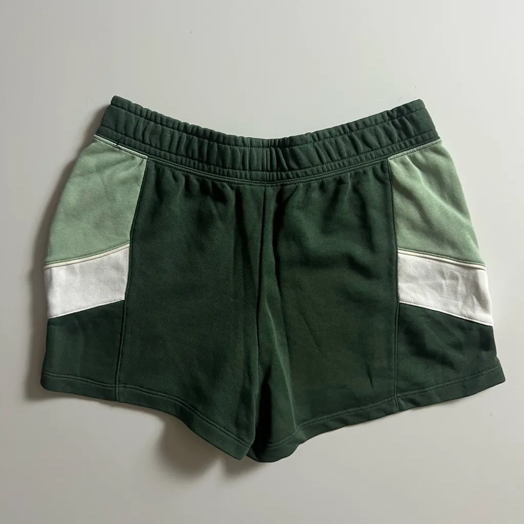 Nike Shorts, Green, Size M - Image 3