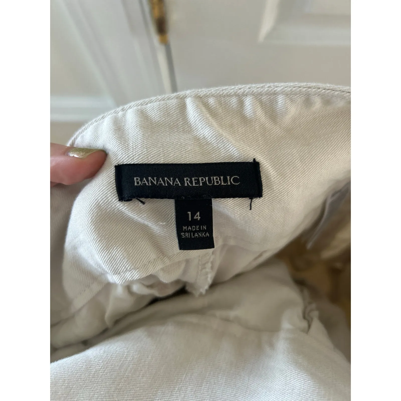 Banana Republic Archives Light Tan Pleated Cargo Straight Leg Safari Pants - Image 4