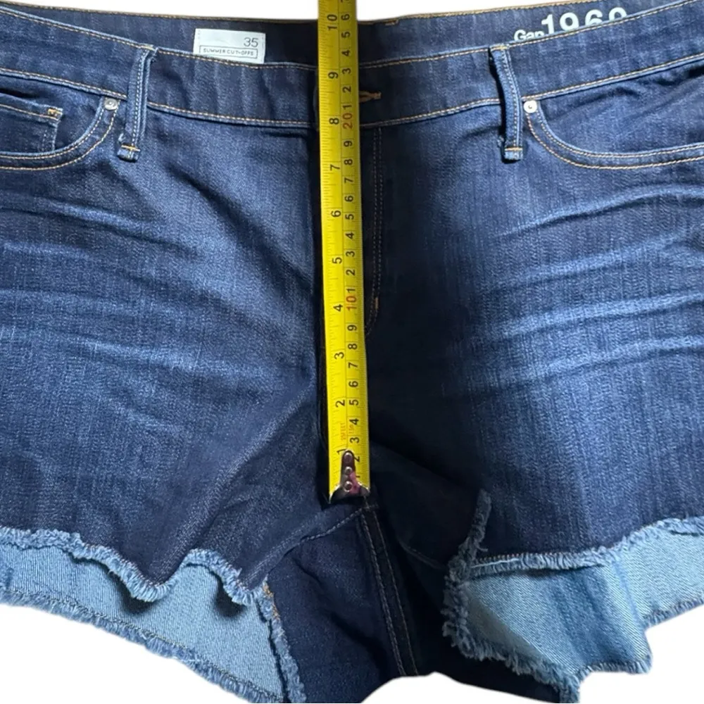 GAP 1969 Dark Denim Summer Cut-Off Jean Shorts Size 35 Excellent Used Condition - Image 5