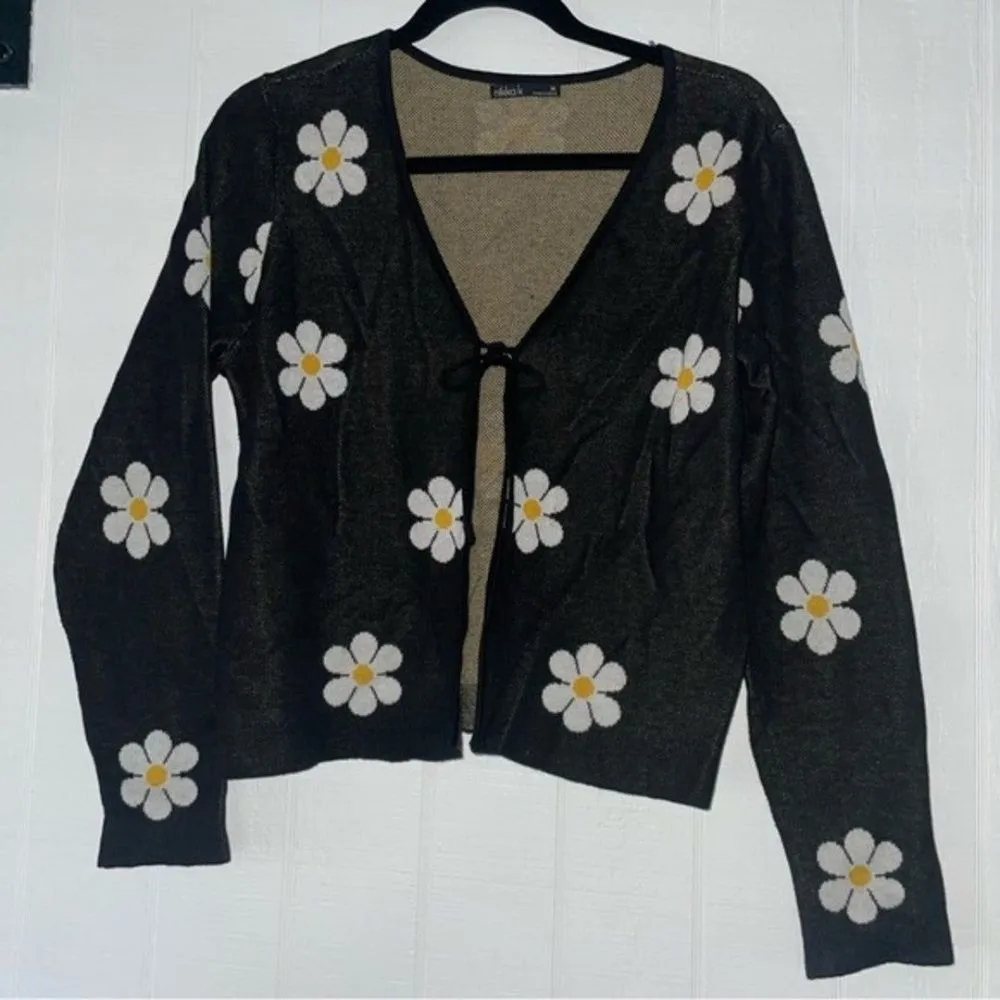 Nikki daisy sweater cropped tie front Cottage core Cardigan sz X - Image 2