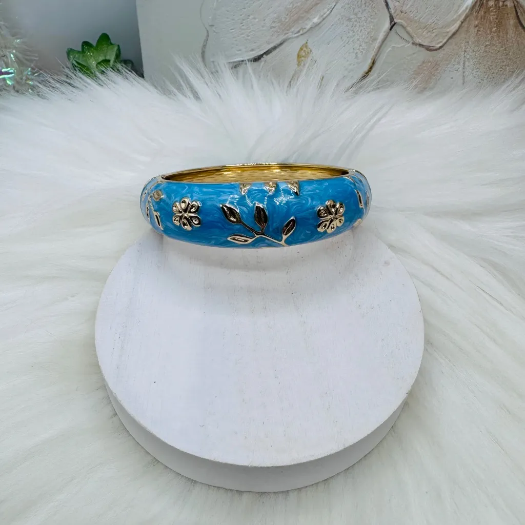 The Sky Blue and Gold Thick Enamel Floral Design Bangle Bracelet - Image 6