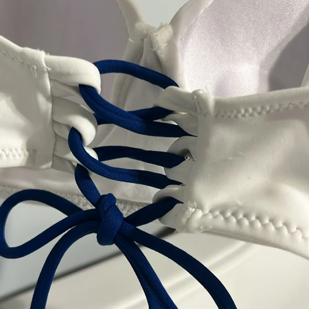 White Bikini Top Size undefined - Image 3