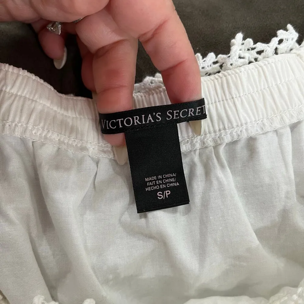 Victoria Secret White Eyelet Mini Beach Resortwear Skirt Size Small - Image 3