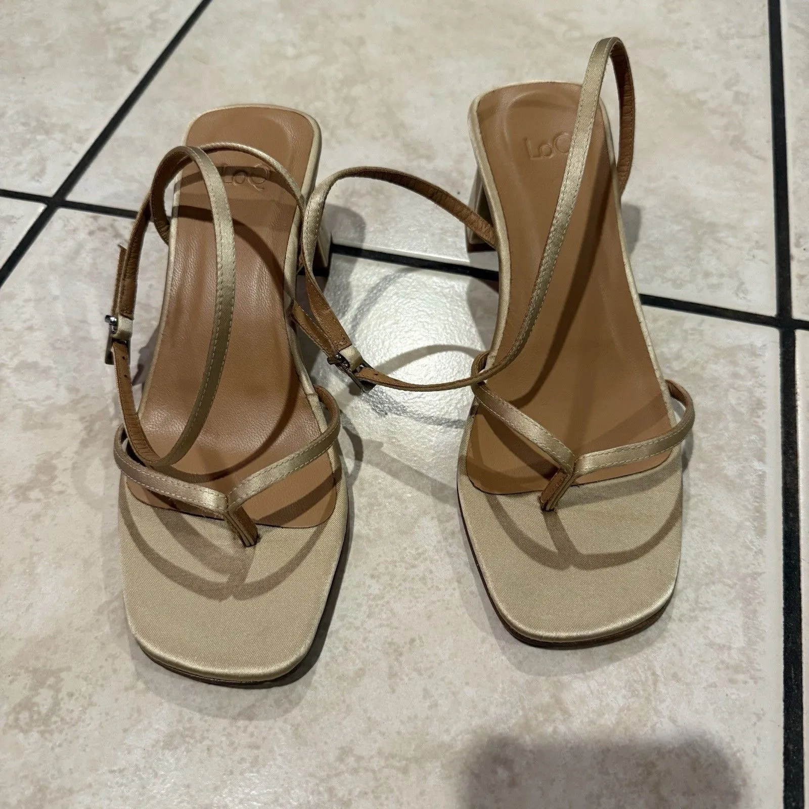 LOQ Ara Sandal in Dune size 36 - Image 2