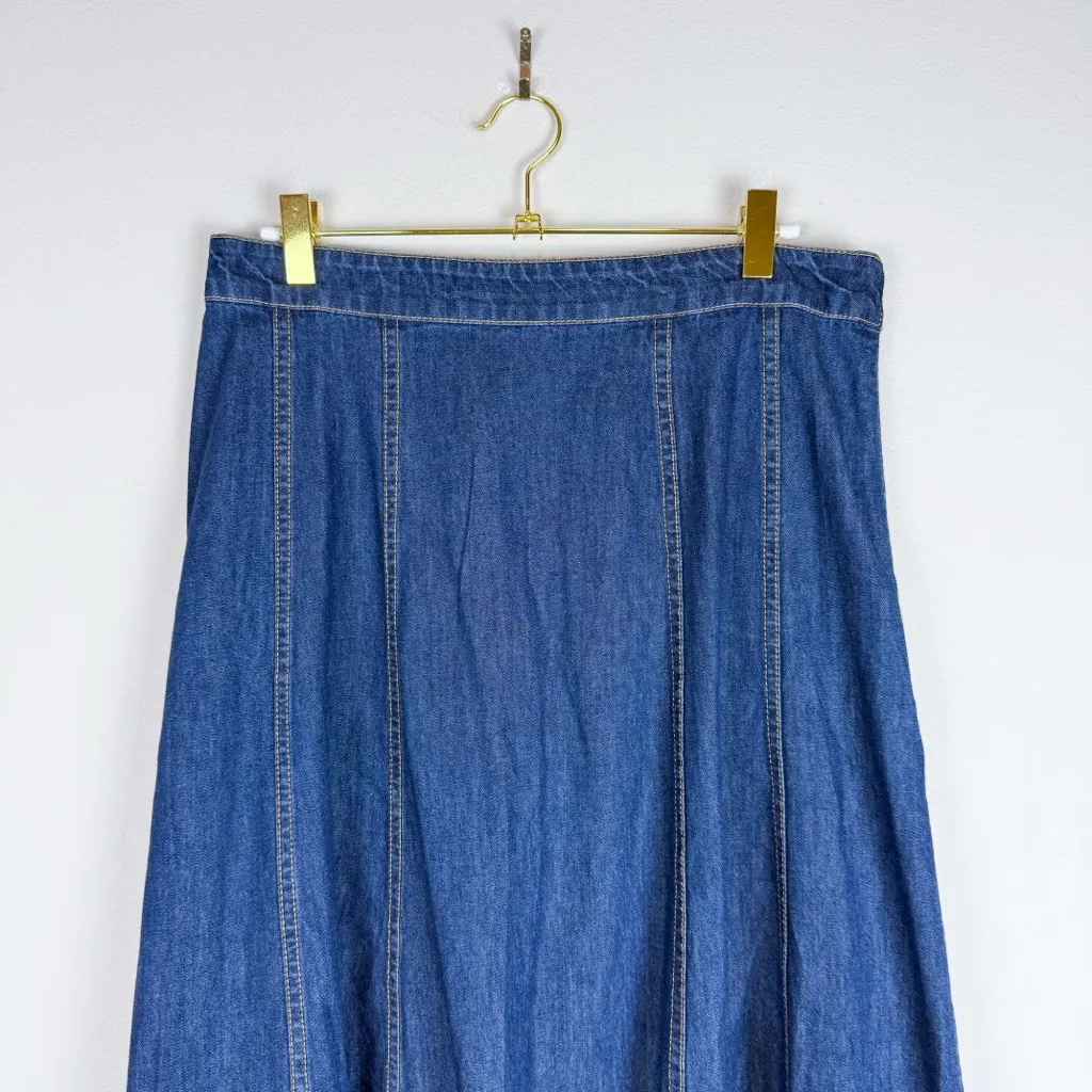 NWT Loft Denim Chambray Seamed Midi Skirt Size 4 - Image 5