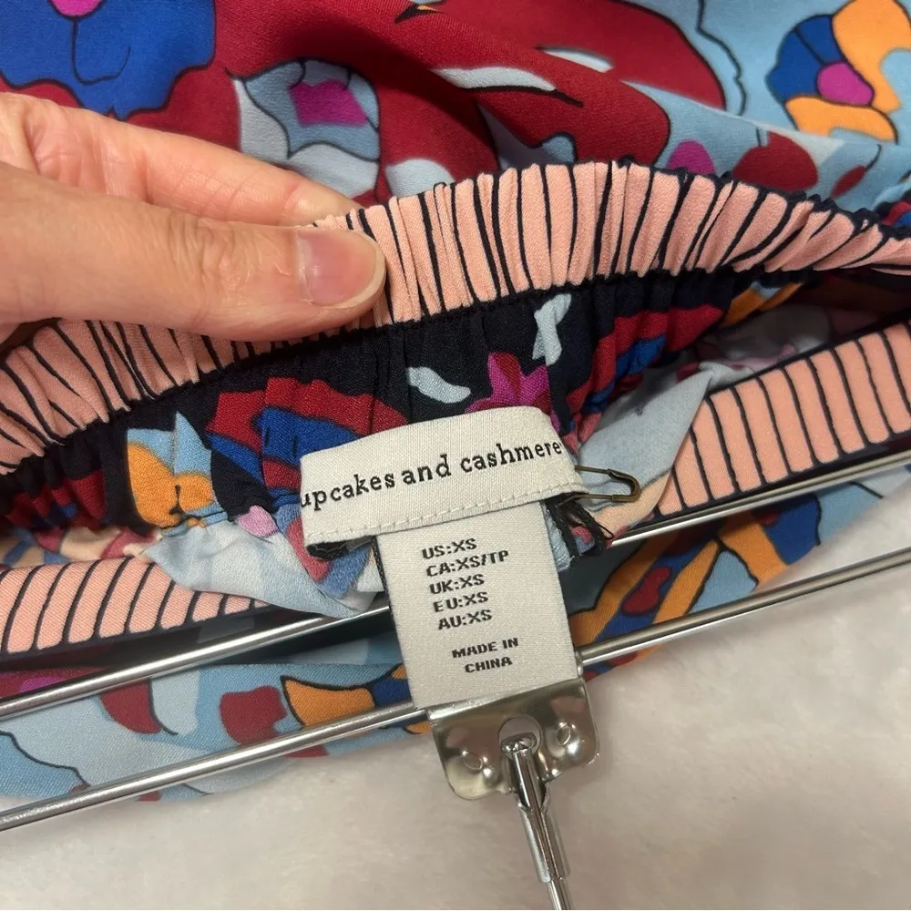 Cupcakes and Cashmere Floral Wide Leg Pants Pull On Elastic Waist Size XS NWT - Image 5