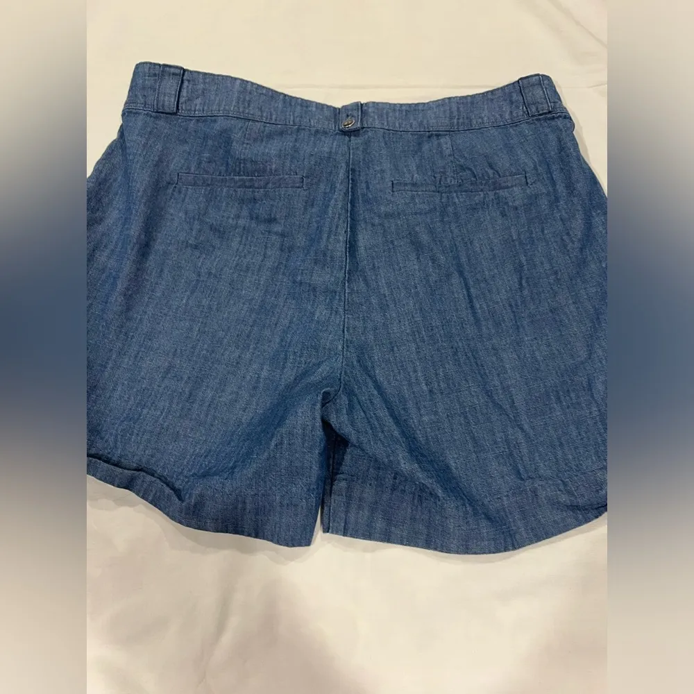Izaac Mizrahi Brushed Denim Shorts Size 10 - Image 6