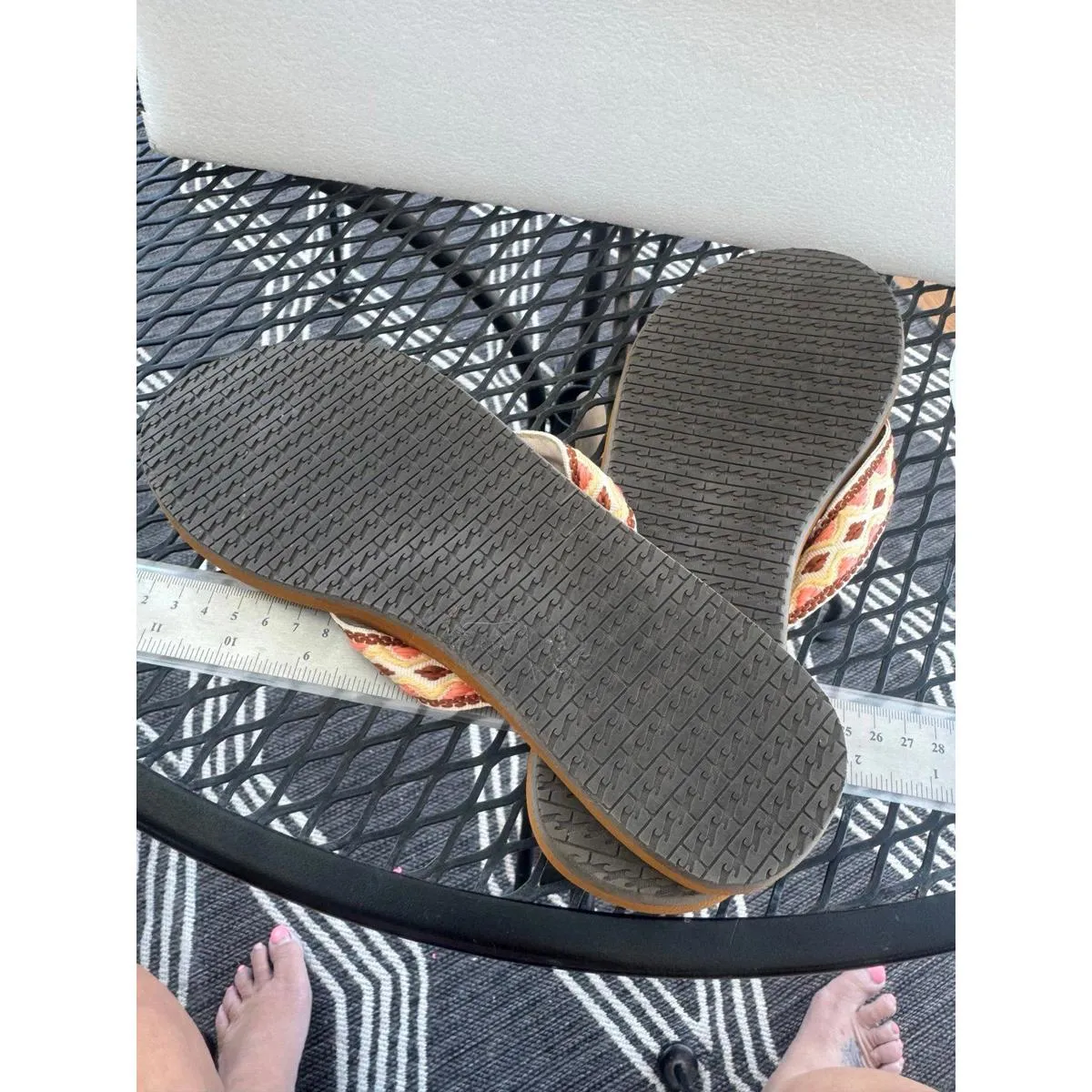 BillaBong flip flop Sandals 8 - Image 4