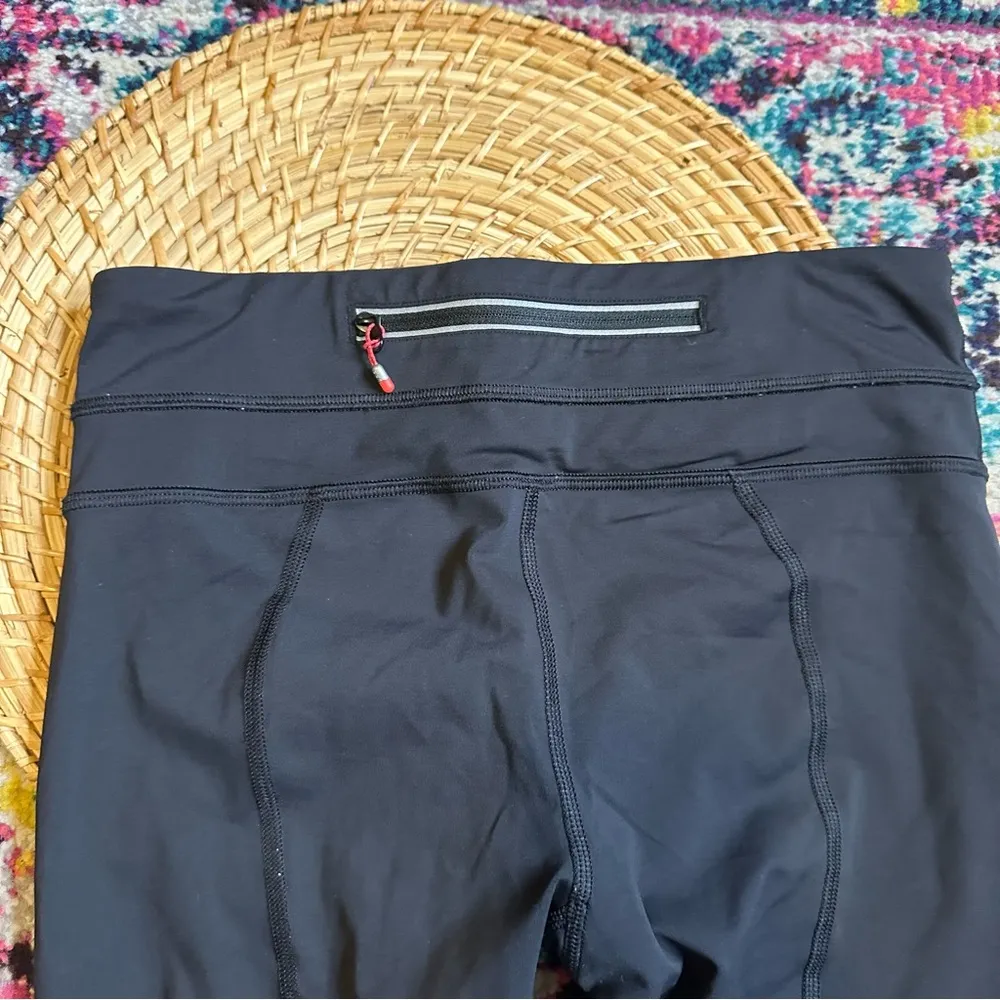 Lululemon Crop Legging Black Womens Size 6 Active Performance Workout - Image 3