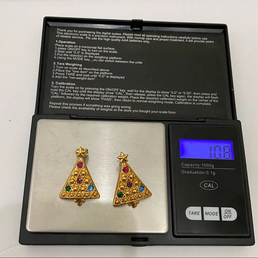 Vintage 1992 Avon Christmas Tree Earrings - Image 4