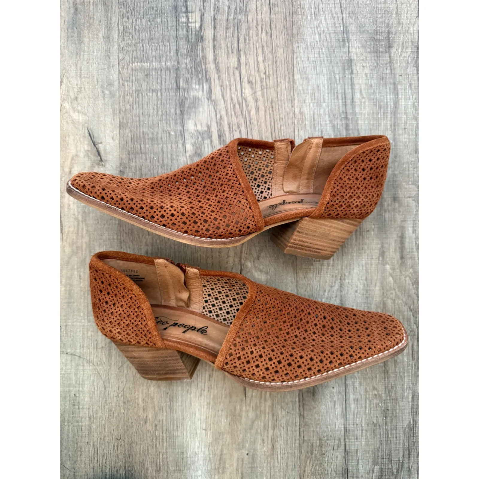 Free People Women's Brown Perforated Suede Leather Heeled Booties Size 40 - Image 3