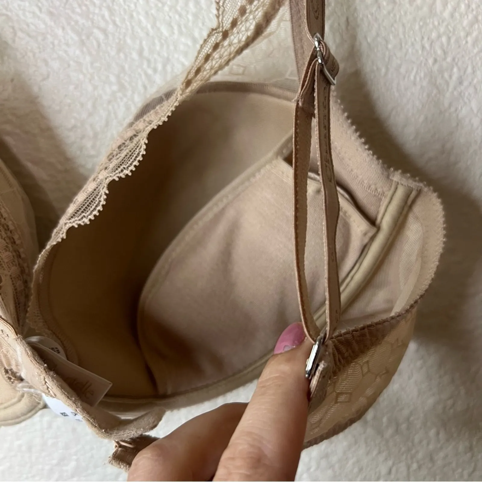 Chantelle nude tan lace C Chic Sexy Push-Up UW Bra Lined Underwire bra 32DD - Image 4