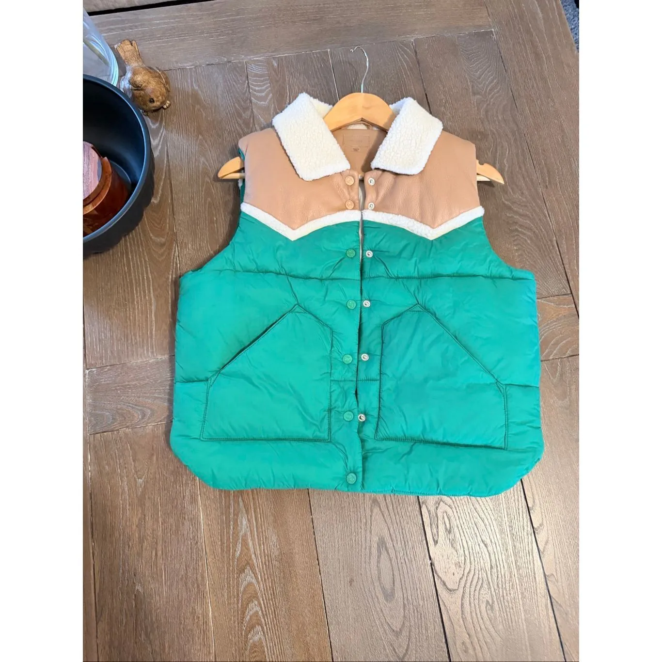 Mother Bright Green The Ol West Puffer Vest Size Small - Image 3