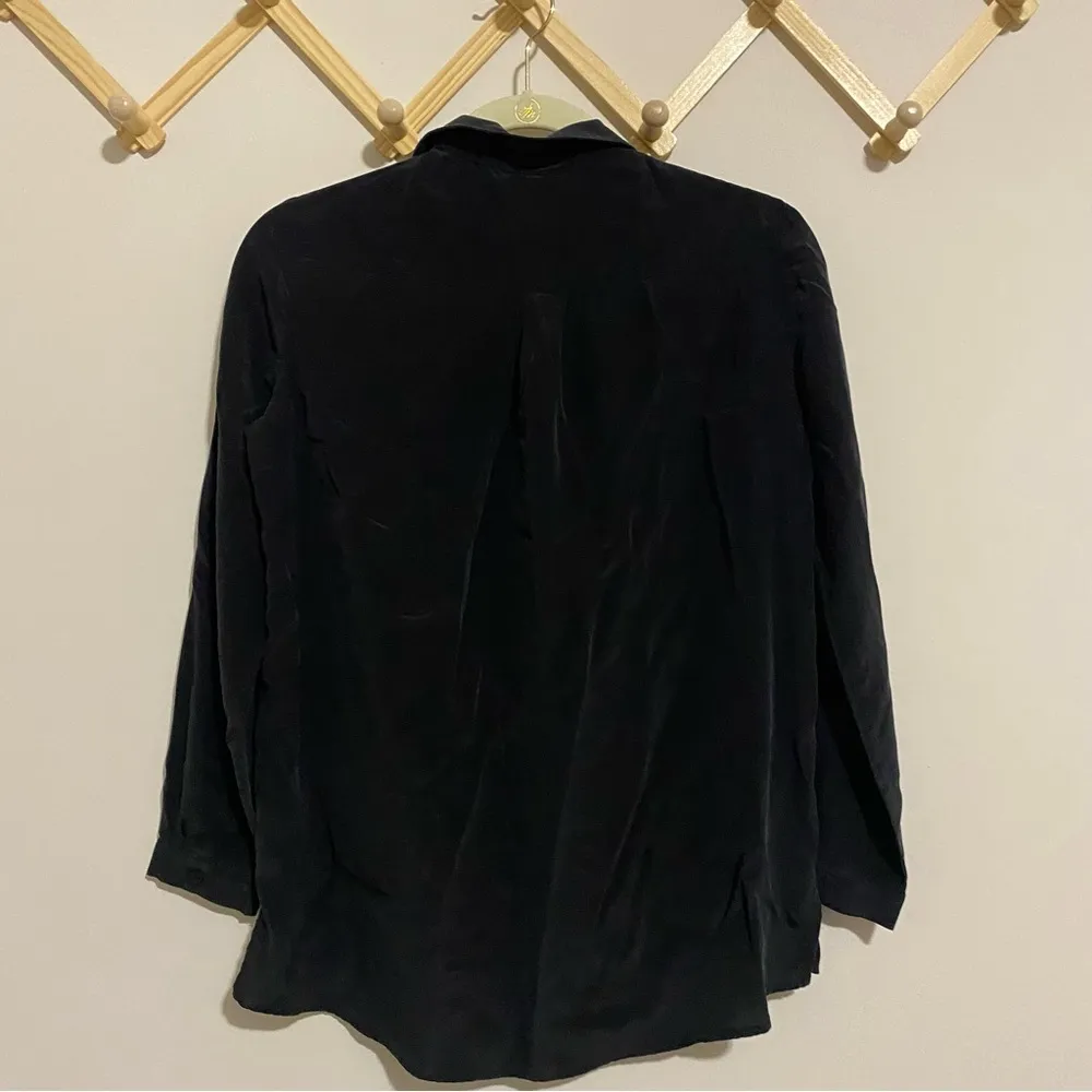 Amanda Uprichard Black 100% Silk Button Front Blouse size small - Image 6