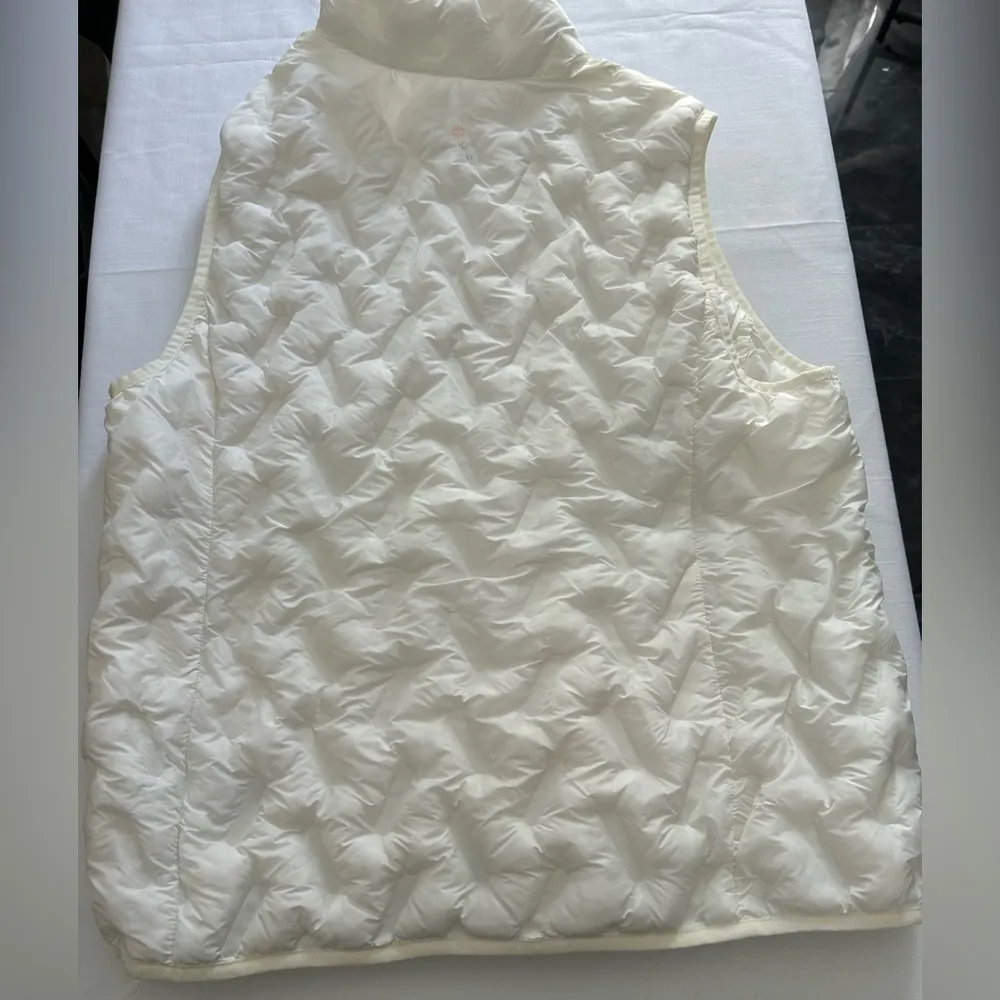 Tangerine Women’s Puffer vest - Image 8