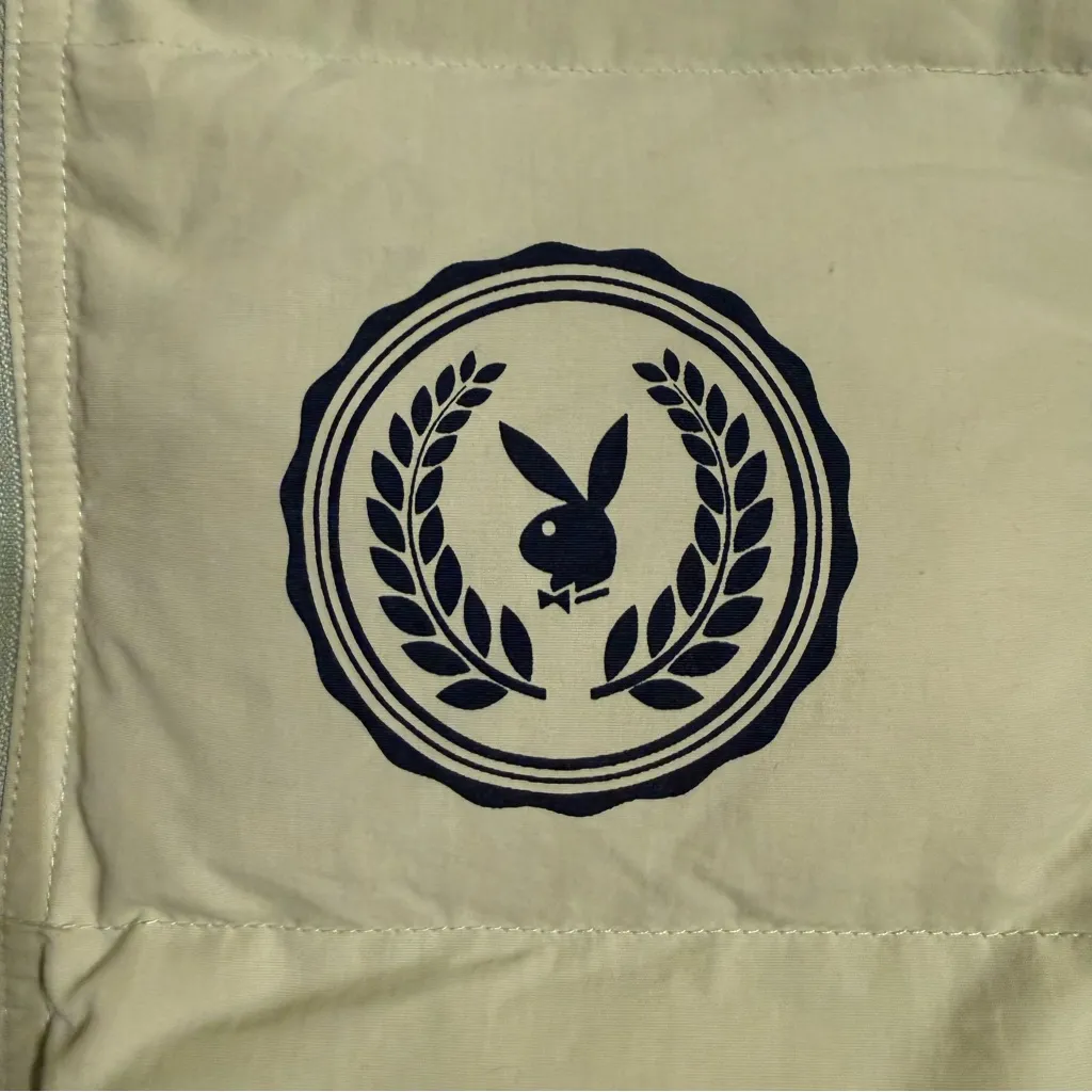 PLAYBOY by PacSun Mint Green Puffer Vest w/ Navy Blue Logo Size Medium - Image 4