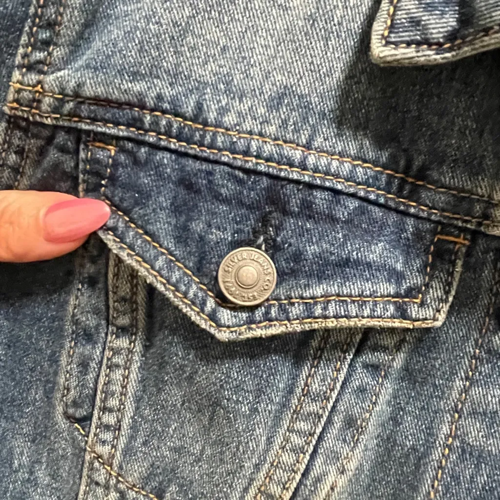 Silver Jean Company Women’s Shelby Cropped Denim Distressed Frayed Jacket S - Image 15