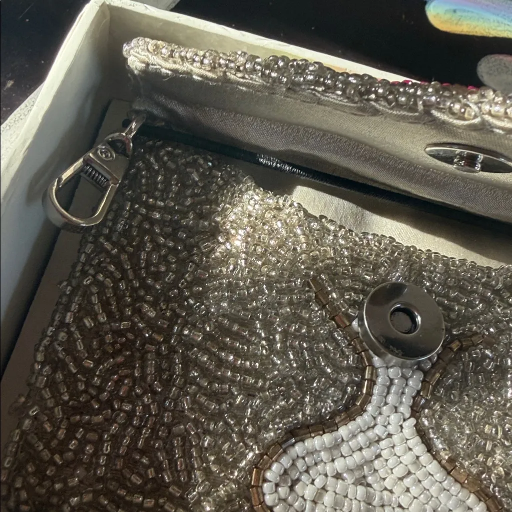 Gray Beaded purse set with a keychain and a wallet-Cocktail/margarita Design - Image 3