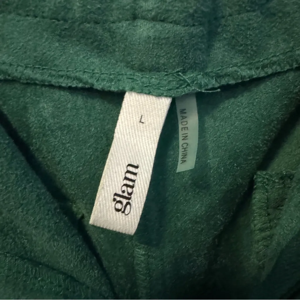 Glam emerald Green faux suede Women's Shorts with skirt front large - Image 3