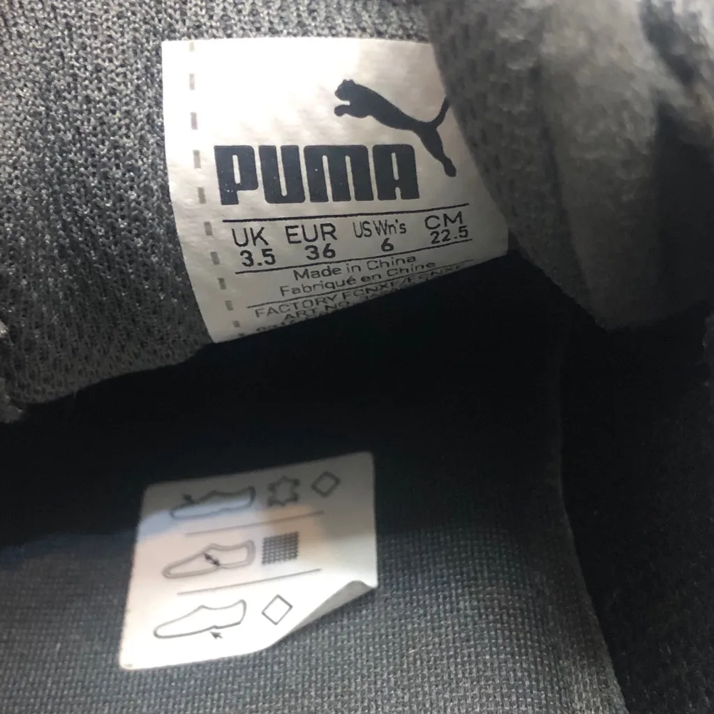 Puma Vikky Suede Shoes - Image 7