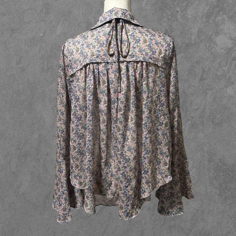 DRESS FORUM LOS ANGELES | Floral Flare Sleeve Button Down Collared Blouse Size L - Image 4