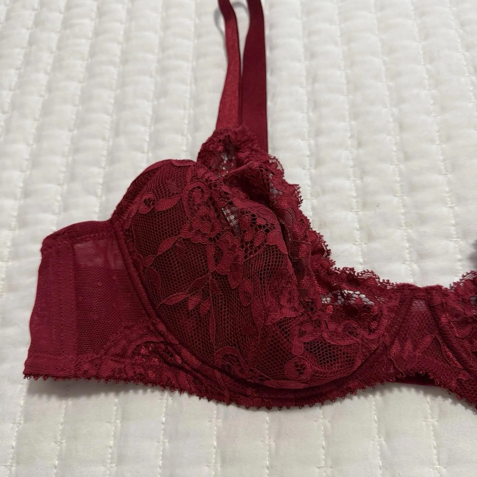 ASOS Designs 40C Red Floral Lace Underwire Bra Unlined - Image 10