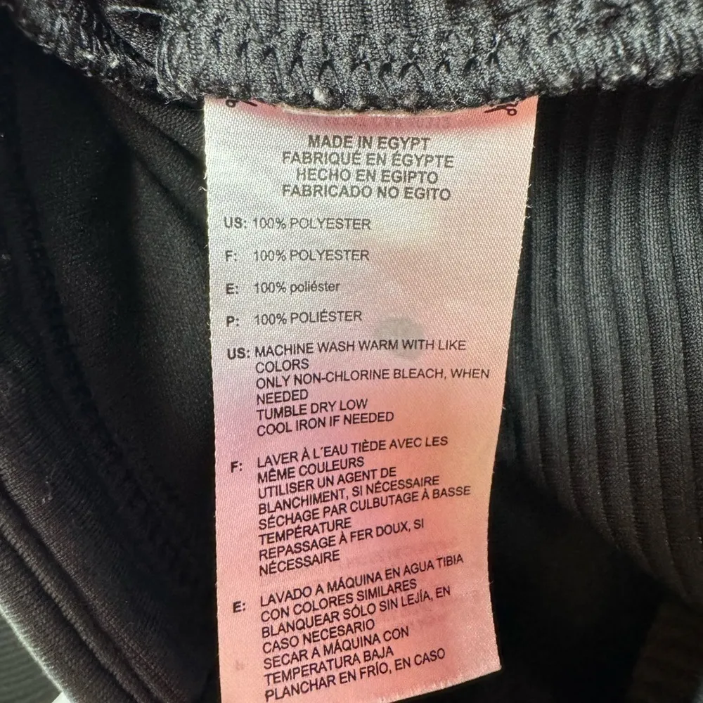 Adidas Golf Thumb Hole Full Zip Textured Jacket‎ in Black Size Small - Image 5