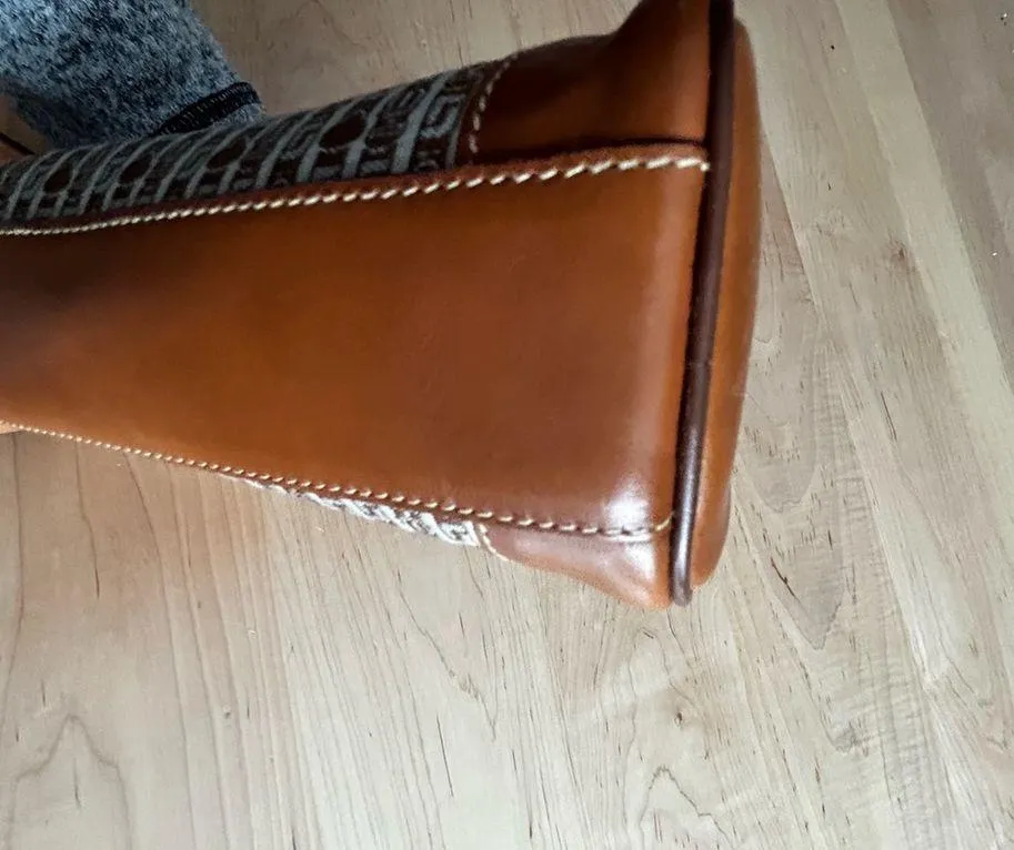 NWOT Judith Leiber purse - Image 6