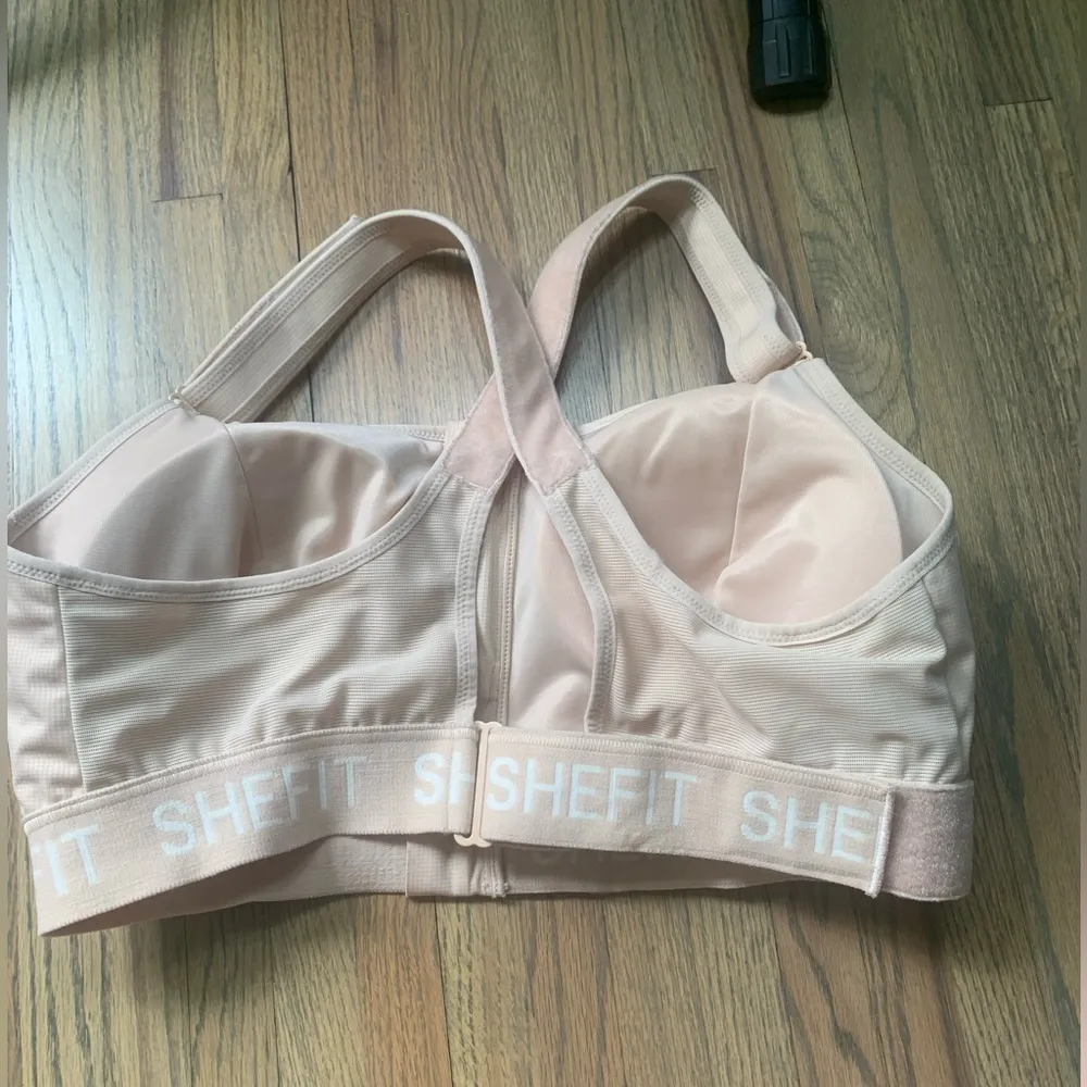 Shefit 4luxe sports bra Size undefined - Image 4