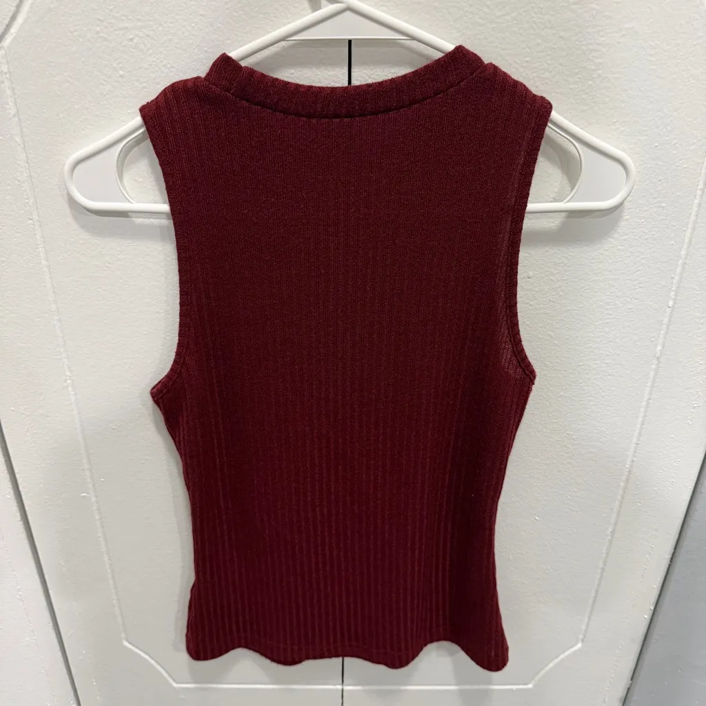 NWOT SHEIN Red Ribbed Crew Neck Tank Top - Image 2