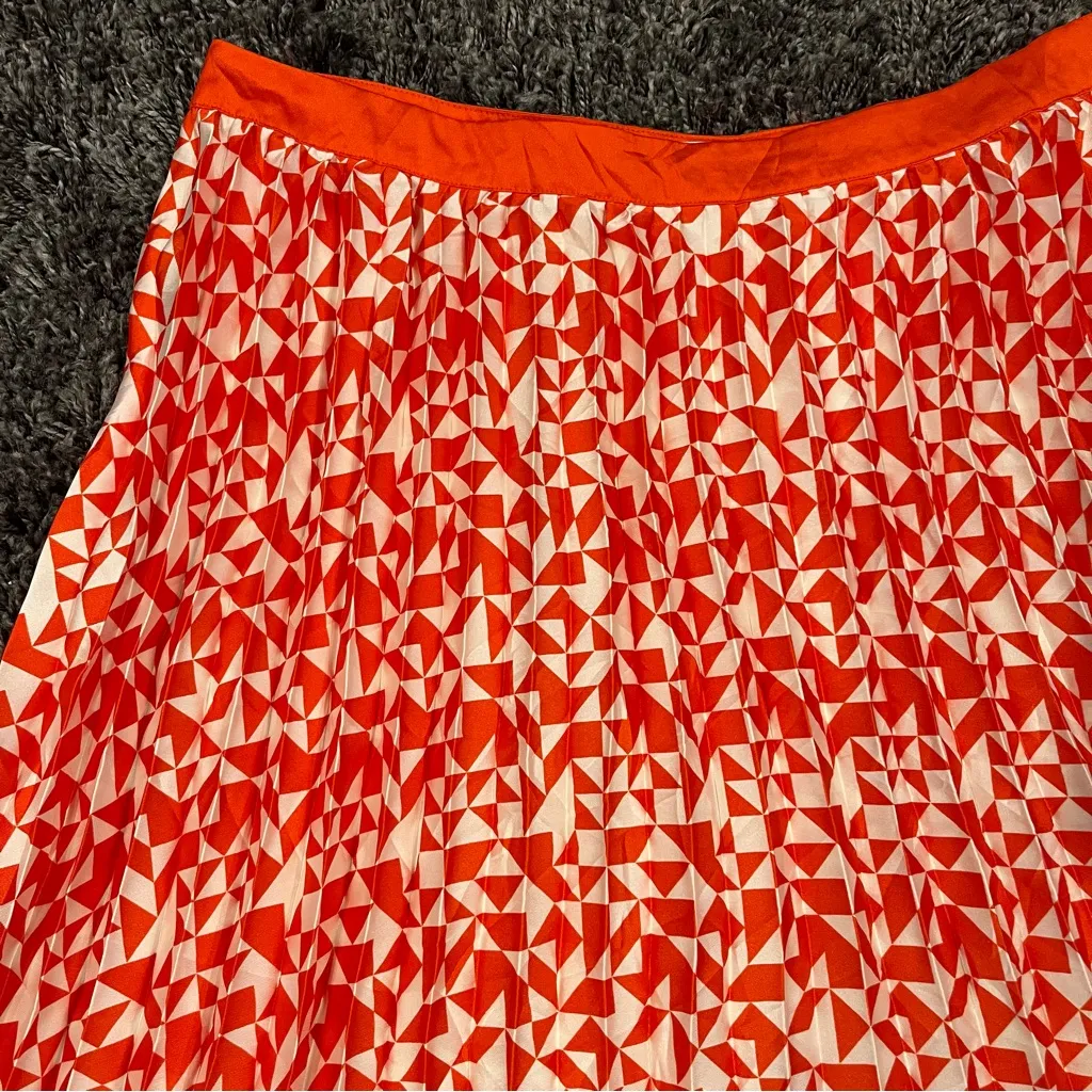 🍒FUTURE COLLECTIVE PLUS SIZE ORANGE AND WHITE PLEATED MIDI SKIRT SIZE 16🍒 - Image 3