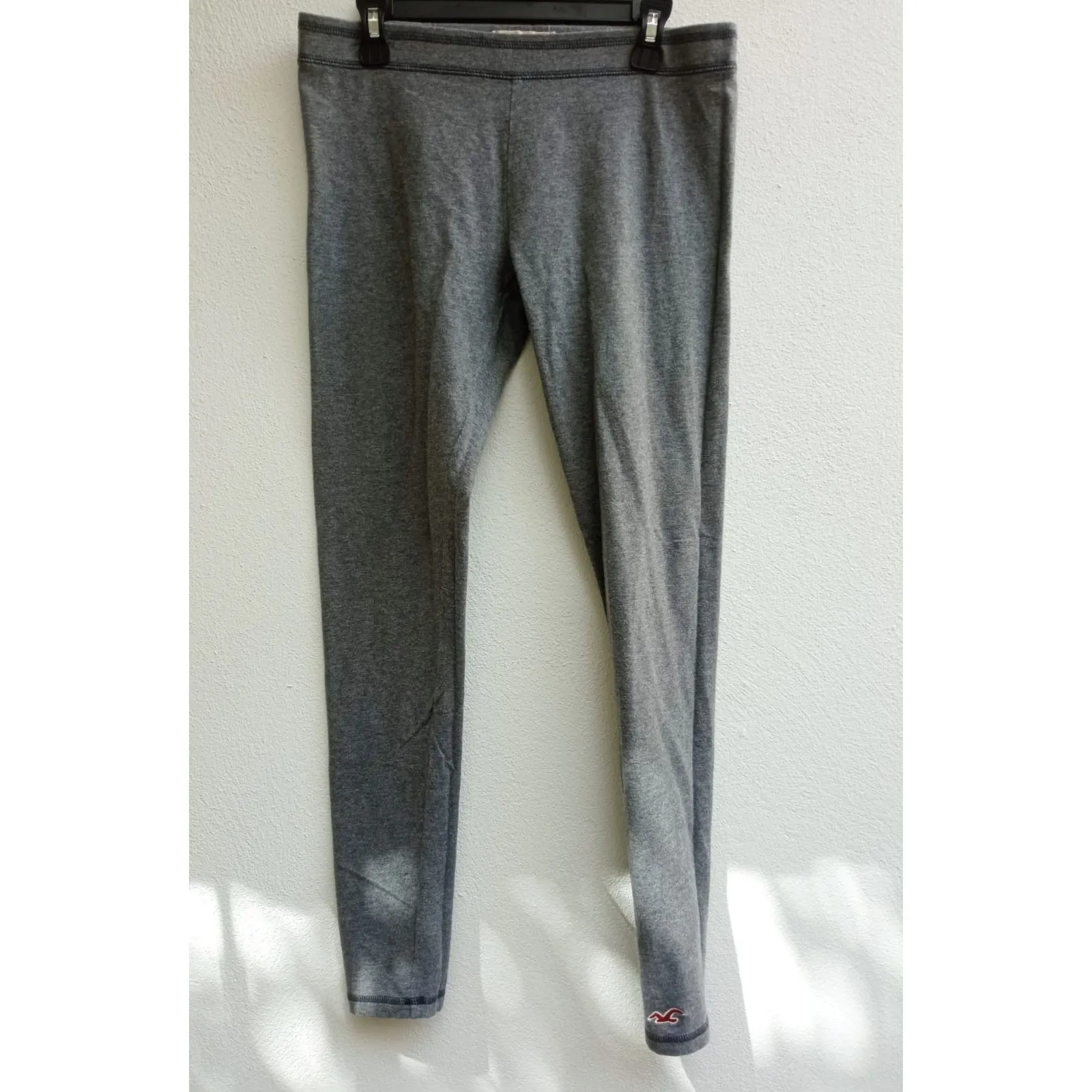 Hollister Comfy Strech Leggings Gray Pull On Size Medium - Image 2