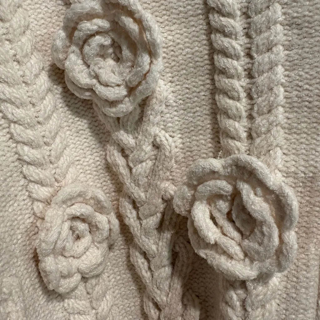 For love & lemons Mel henley cropped sweater crochet flowers ivory S - Image 5