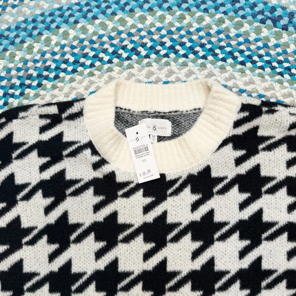 New. Lou & Grey Sweater - Image 3