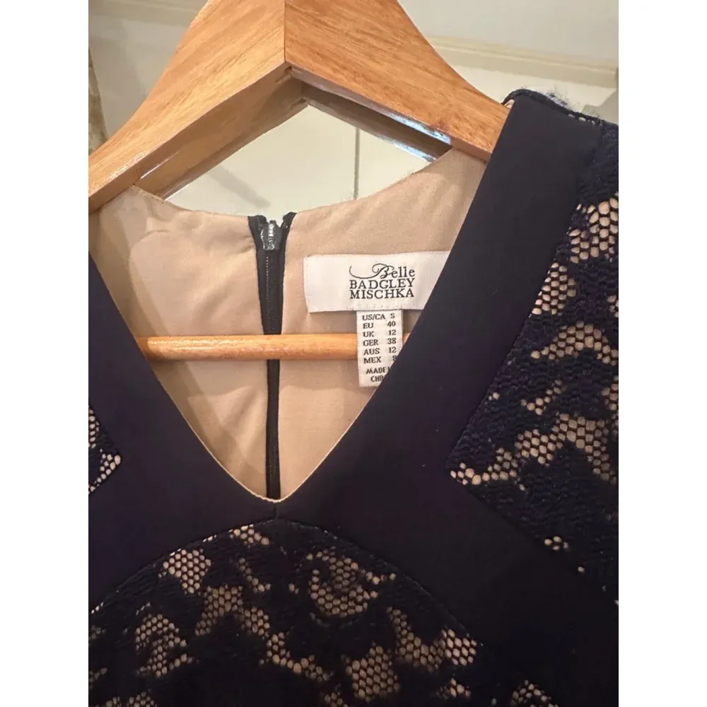 Women's Belle Badgley Mischka Lace Dress, Size Small‎ Blue - Image 4