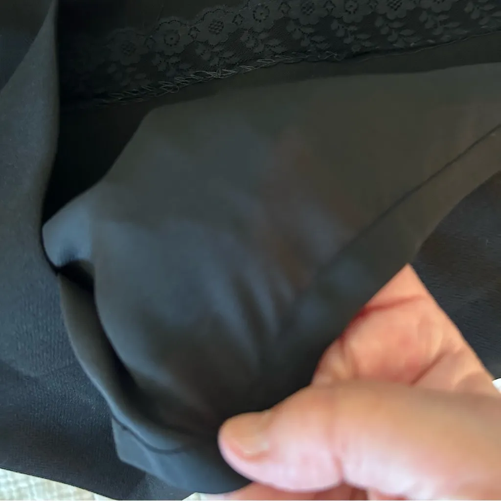 Kate Spade Cap Sleeve Crepe Dress in Las Vegas Black. Size 00. - Image 9