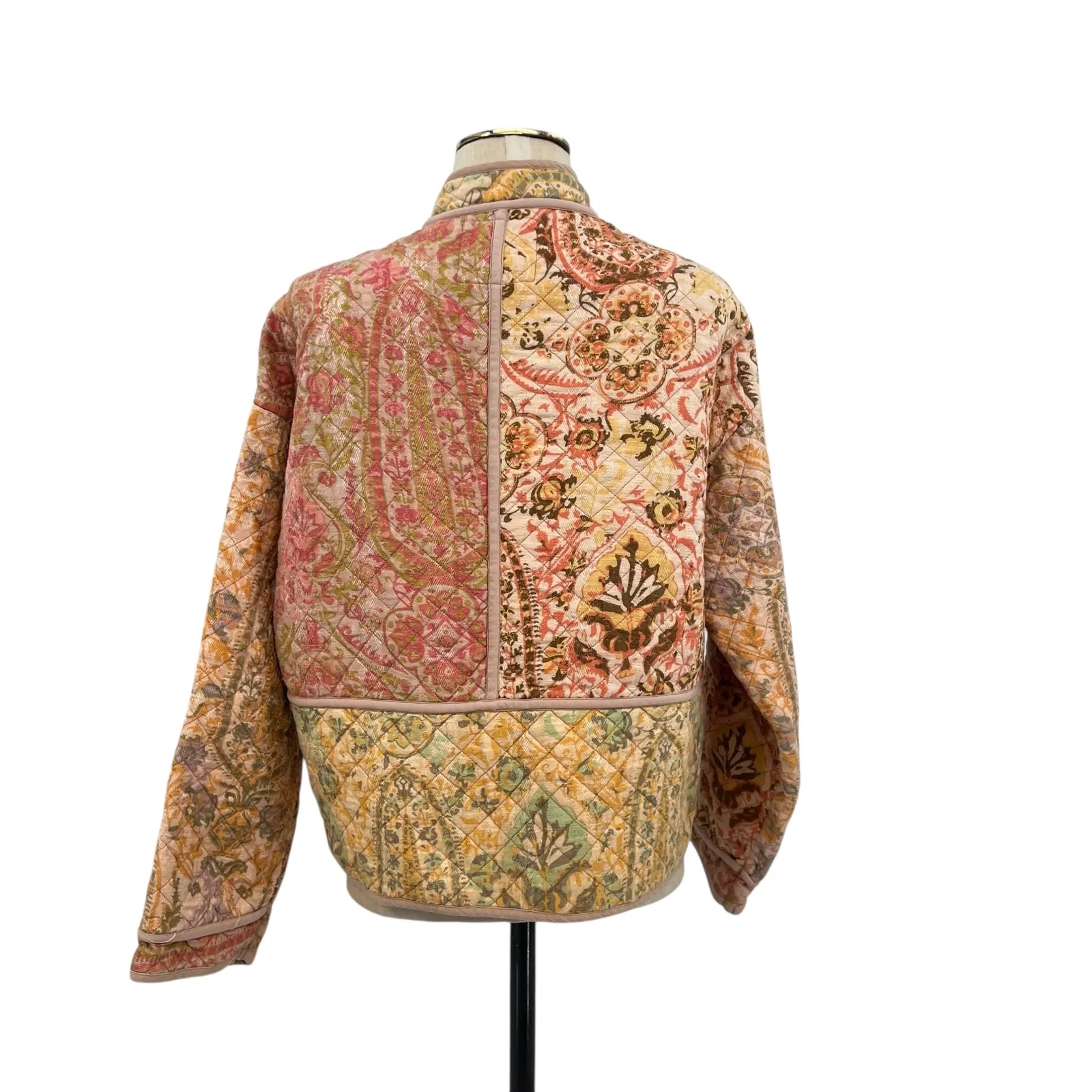 Zara Quilted Jacket Floral Paisley Print Patchwork Oversized Size Small - Image 9